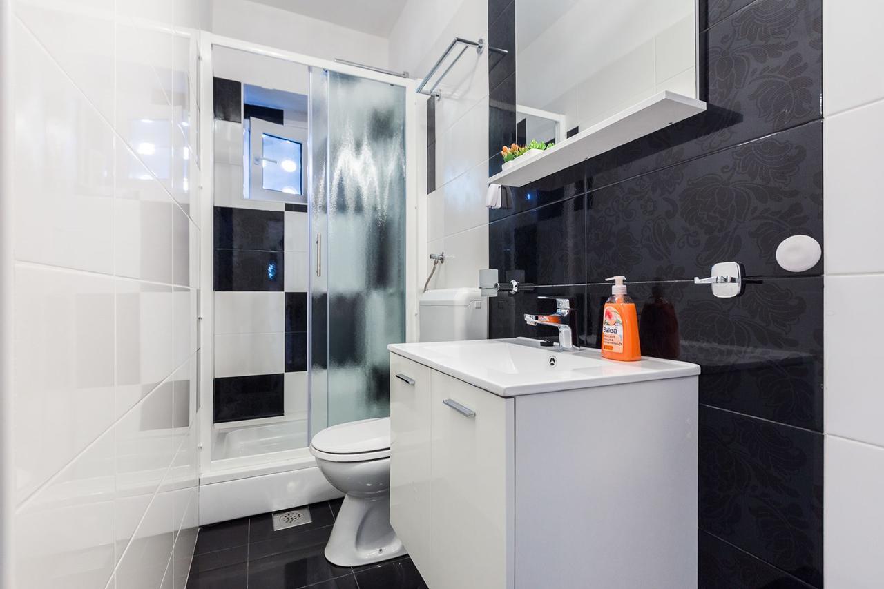 Fifi Apartment W. Parking In Old Town Zadar Dış mekan fotoğraf