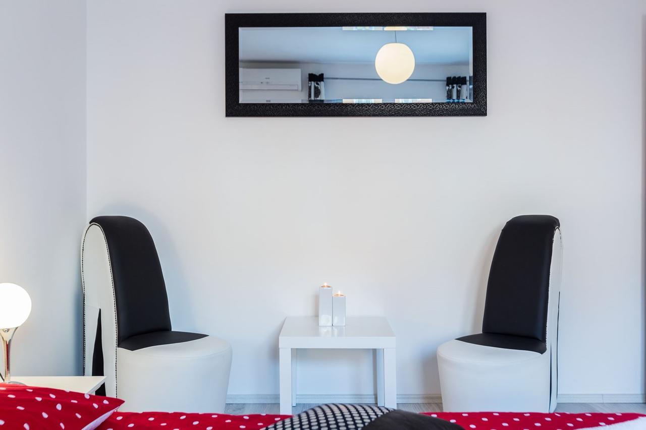 Fifi Apartment W. Parking In Old Town Zadar Dış mekan fotoğraf
