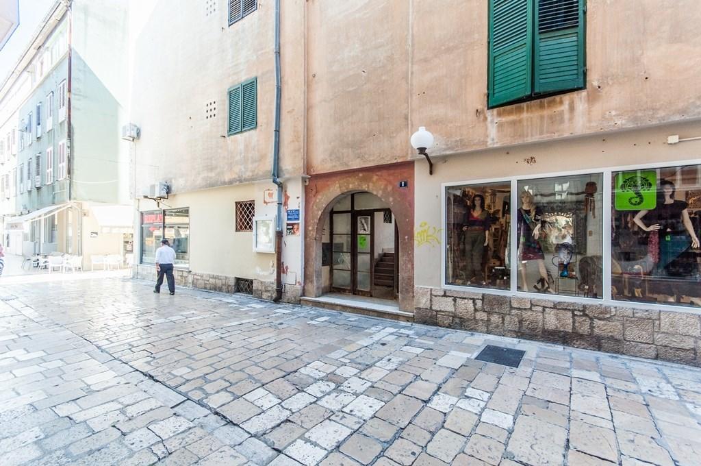 Fifi Apartment W. Parking In Old Town Zadar Dış mekan fotoğraf