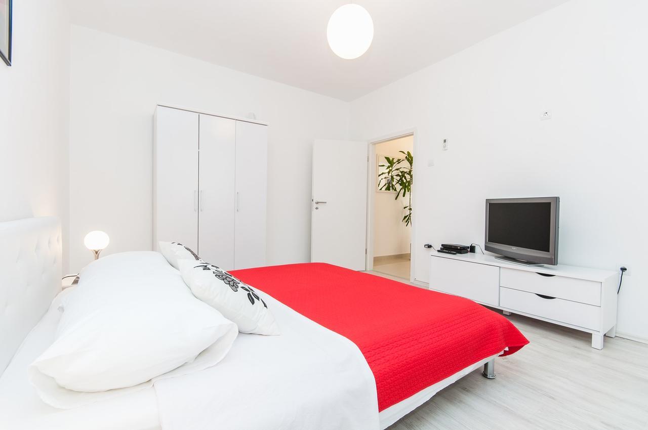 Fifi Apartment W. Parking In Old Town Zadar Dış mekan fotoğraf