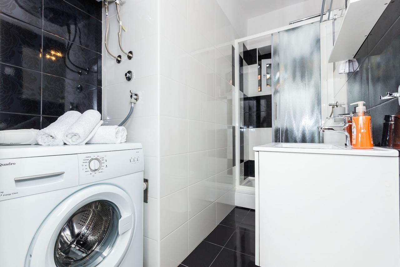Fifi Apartment W. Parking In Old Town Zadar Dış mekan fotoğraf